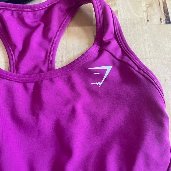 Gymshark Sports Bra Womens Size Medium Magenta Support Racerback Scoop Neck - Picture 2 of 6